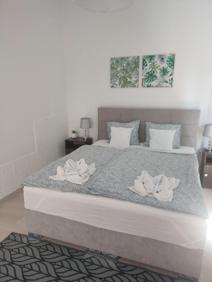 Veronika Rooms Heviz Bagian luar foto