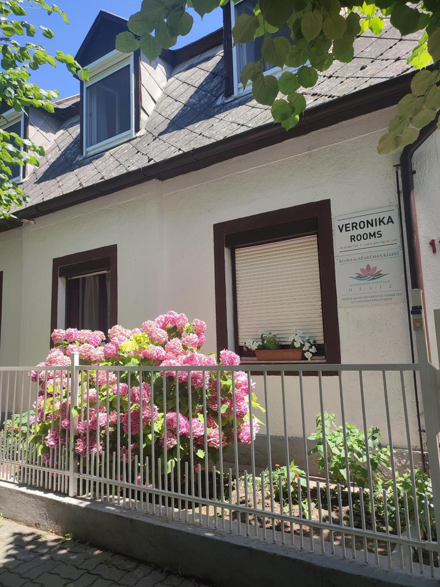 Veronika Rooms Heviz Bagian luar foto